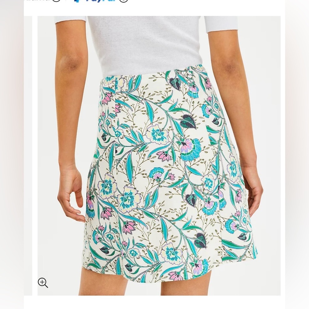 LOFT mini skirt - Picture 3 of 9